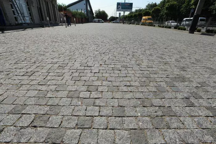 мостовая из брусчатки