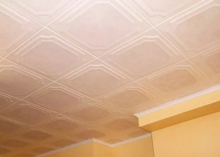 плитка на потолок как выбрать