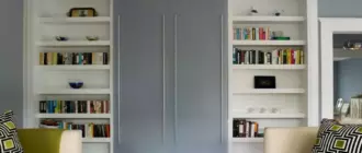 Двери в нише